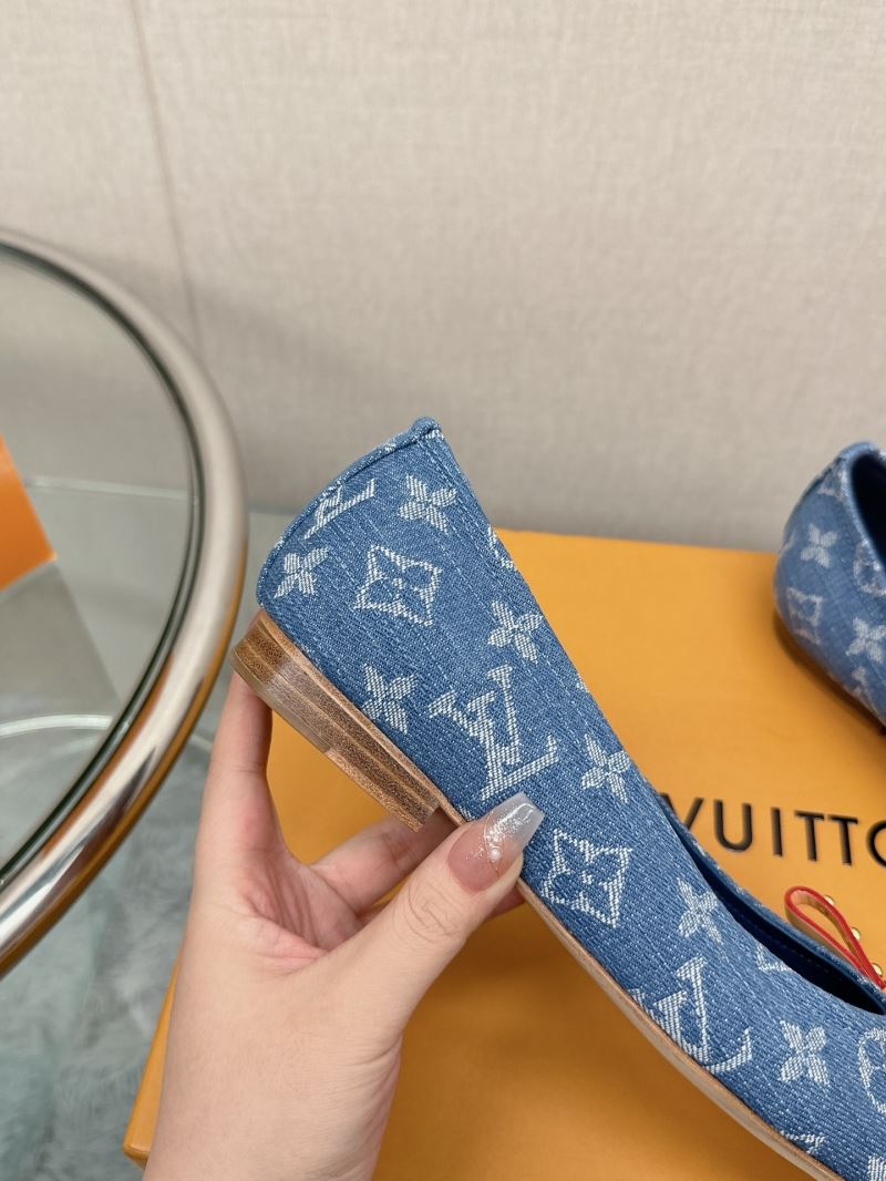 Louis Vuitton Flat Shoes